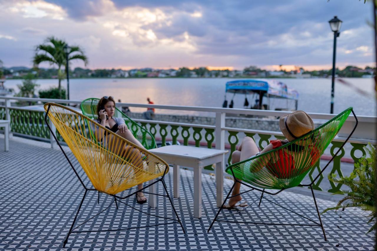 Hotel Peten Flores Exteriér fotografie